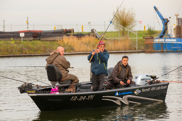 Snoekvissen vanuit de boot